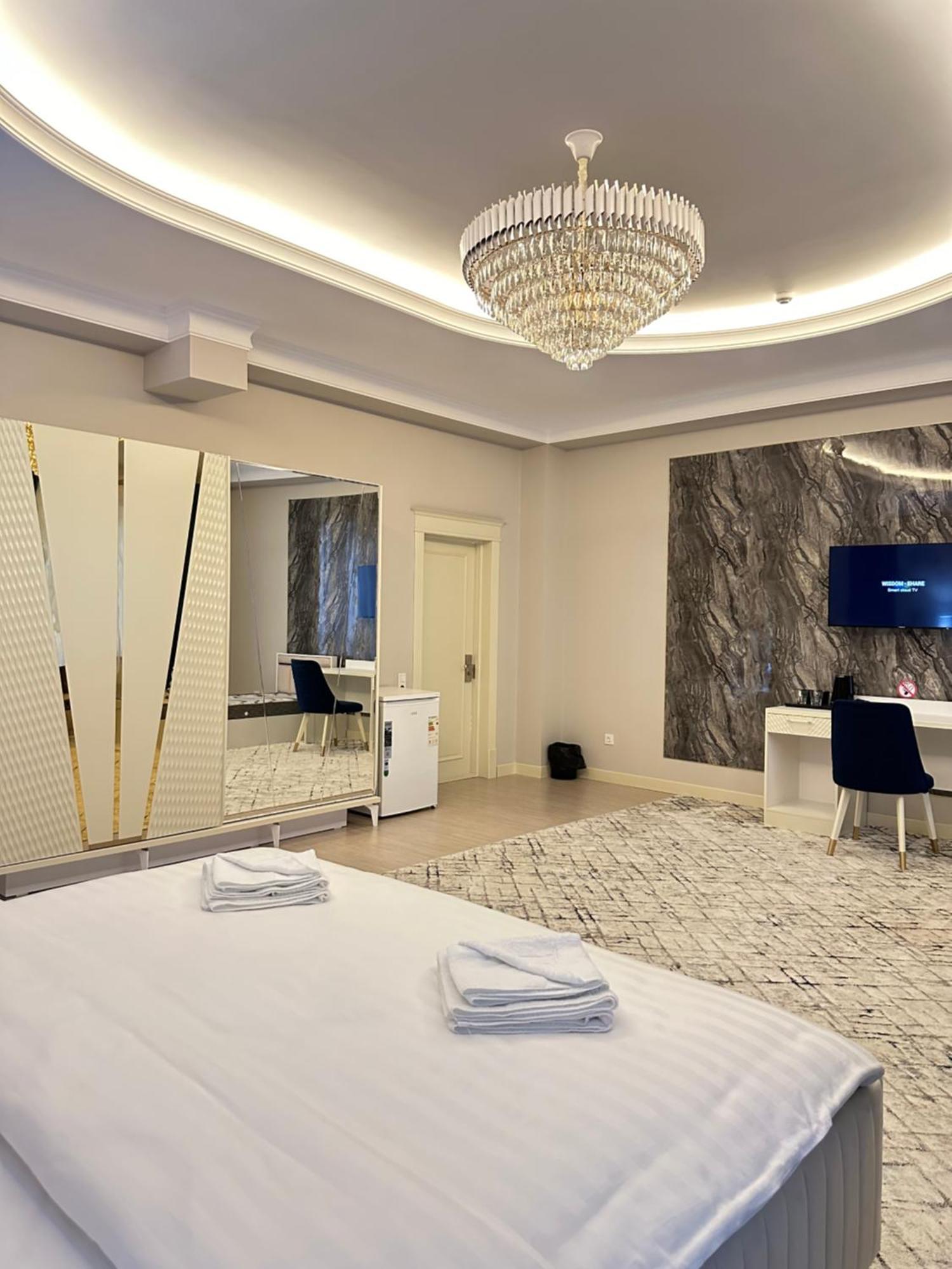 Nur Makon Hotel Tashkent Exterior photo